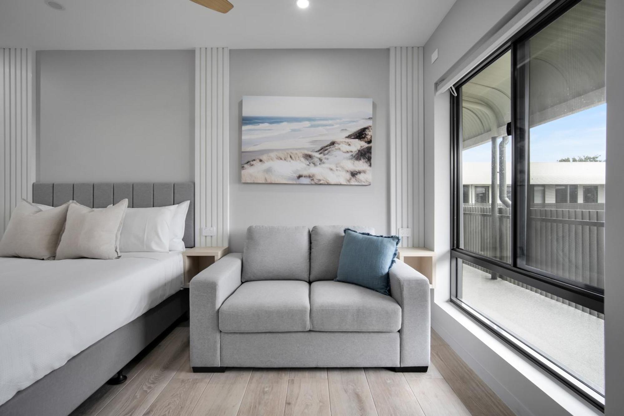 Belmoral Corporate Suites (Adults Only) Townsville Exterior photo