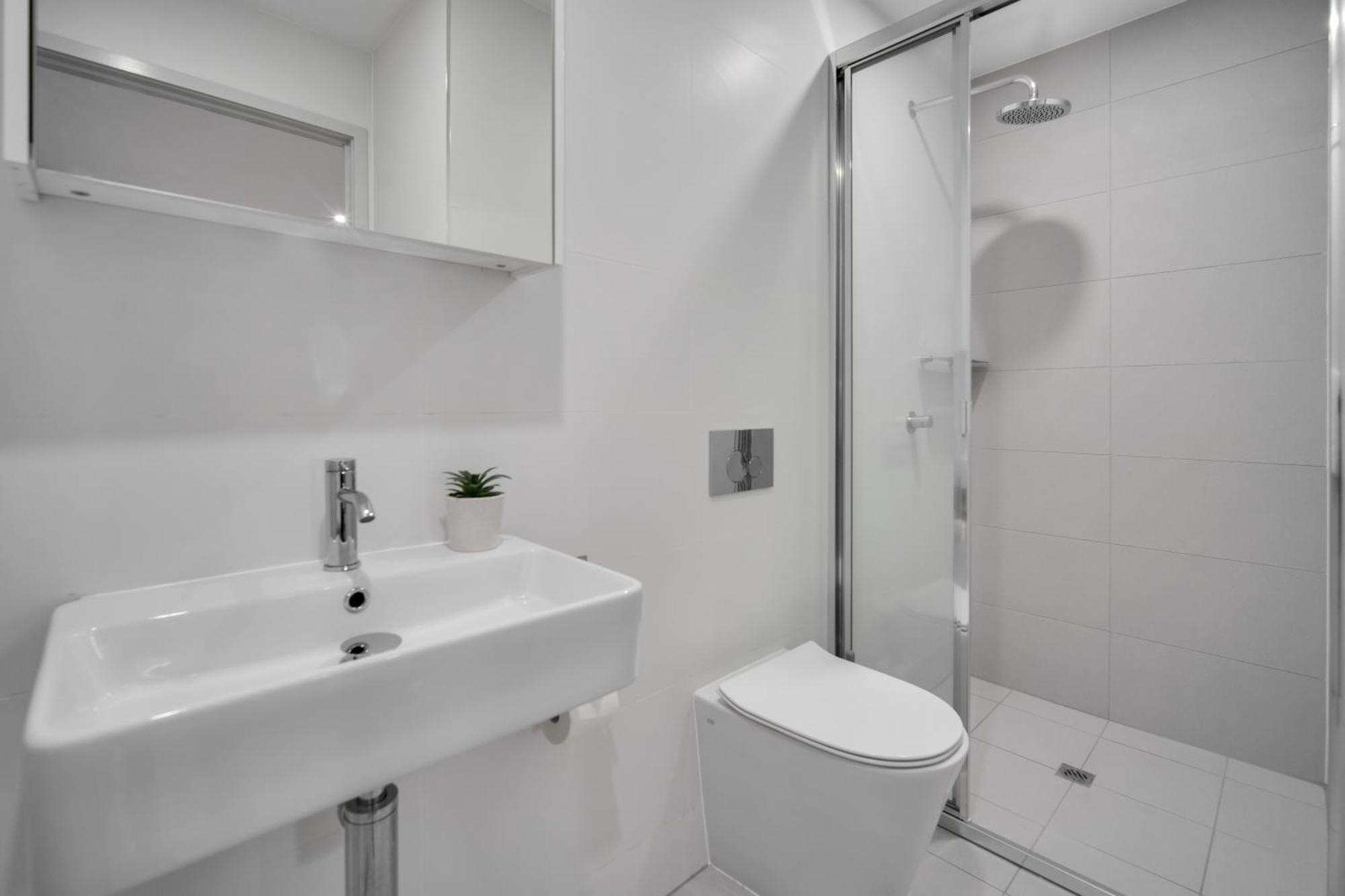 Belmoral Corporate Suites (Adults Only) Townsville Exterior photo