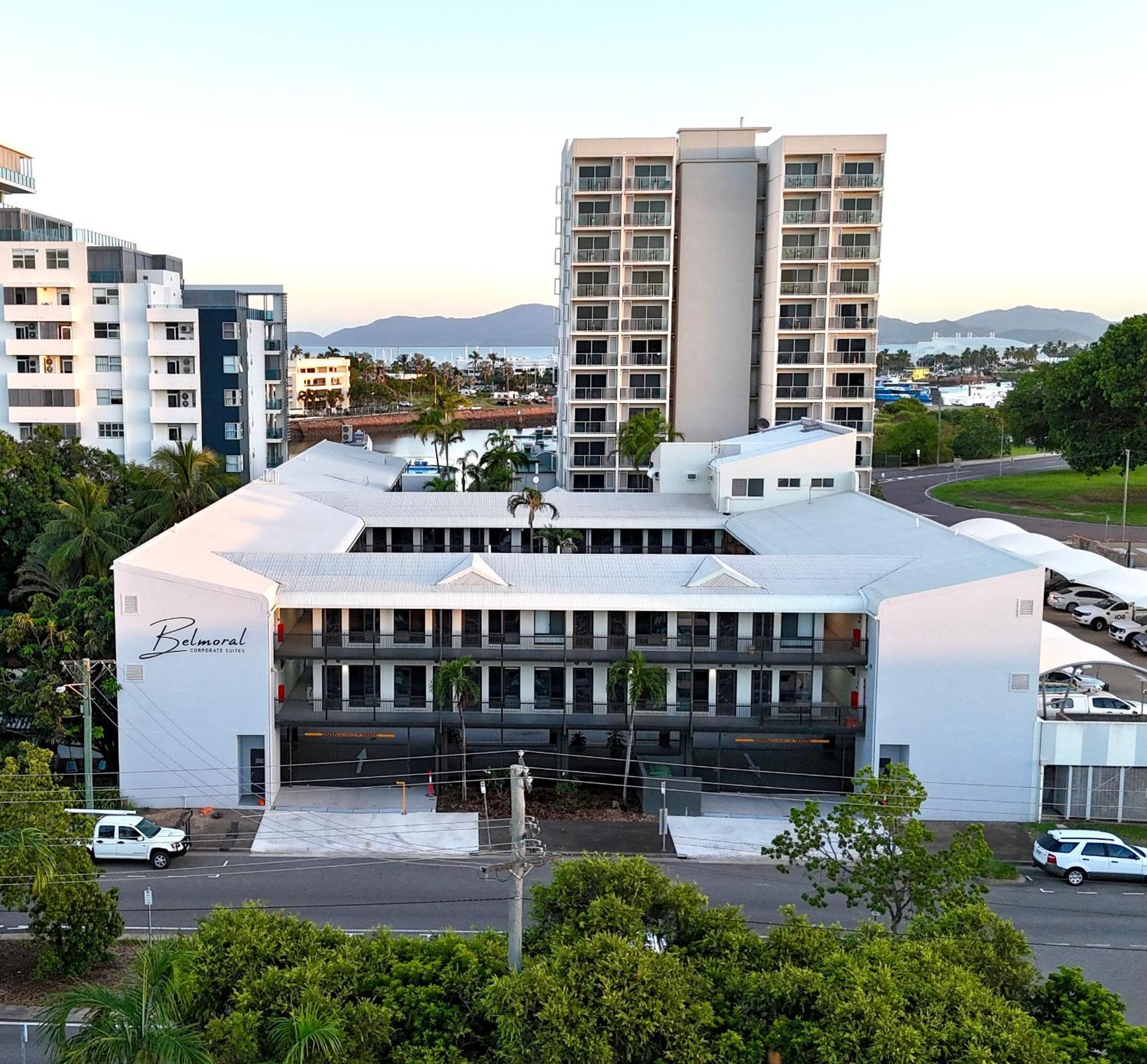 Belmoral Corporate Suites (Adults Only) Townsville Exterior photo